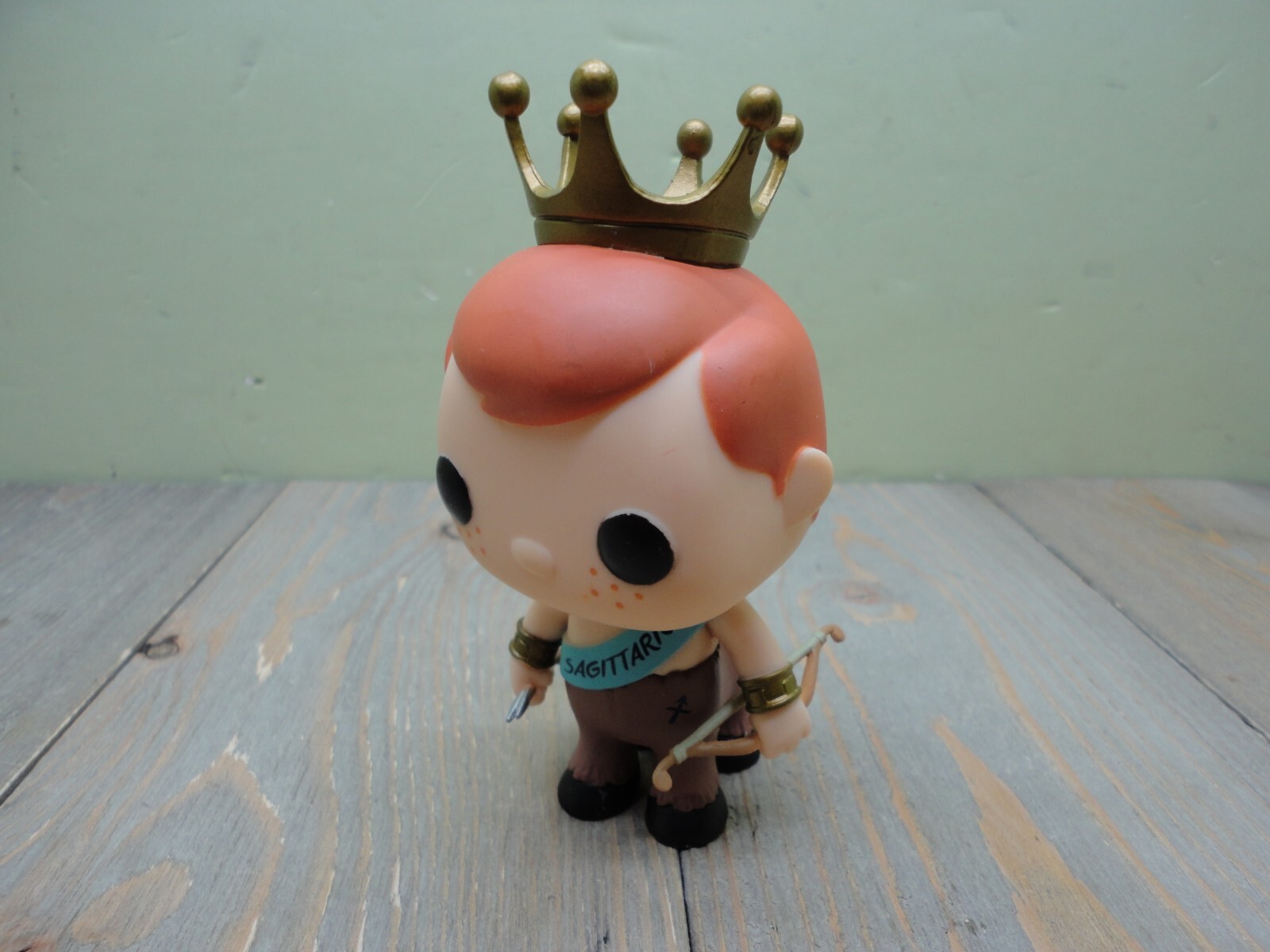 Funko Pop! Zodiac Freddy Funko #06 Sagitario Edición Limitada Tienda Suelta
