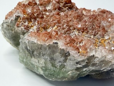 Eisenkiesel auf Fluorit Grube Cäcilia Stulln Oberpfalz Altsammlung 1970
