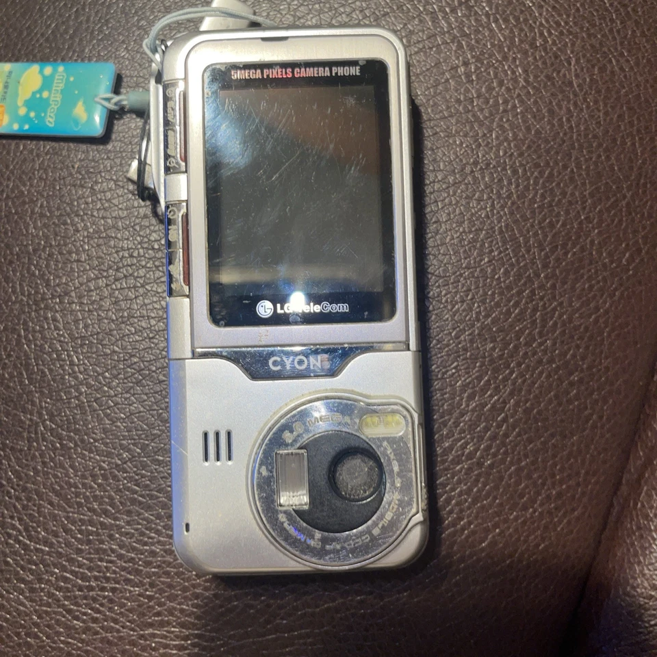 LG CYON Telecom 5MEGA PIXELS CAMERA PHONE No Changer - Image 4 of 4