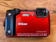 NIKON COOLPIX W300 16.0MP DIGITAL 4K UNDERWATER CAMERA (SPARES / REPAIR)
