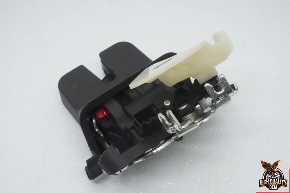 VOLKSWAGEN PASSAT 2012-2018 MALETERO CUBIERTA TAPA CIERRE ACTUADOR MONTAJE MOTOR Foto 3 de 4