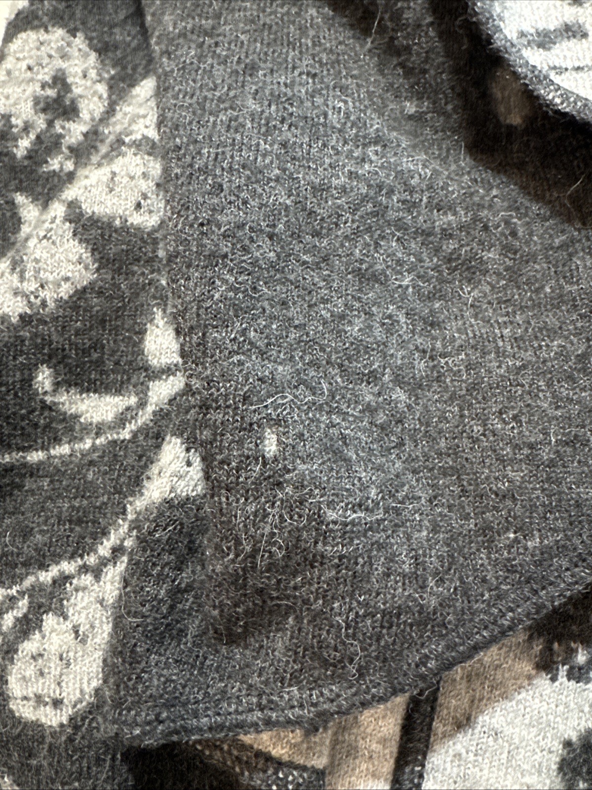 PERUVIAN CONNECTION Medium/Large Gray Floral Open… - image 10