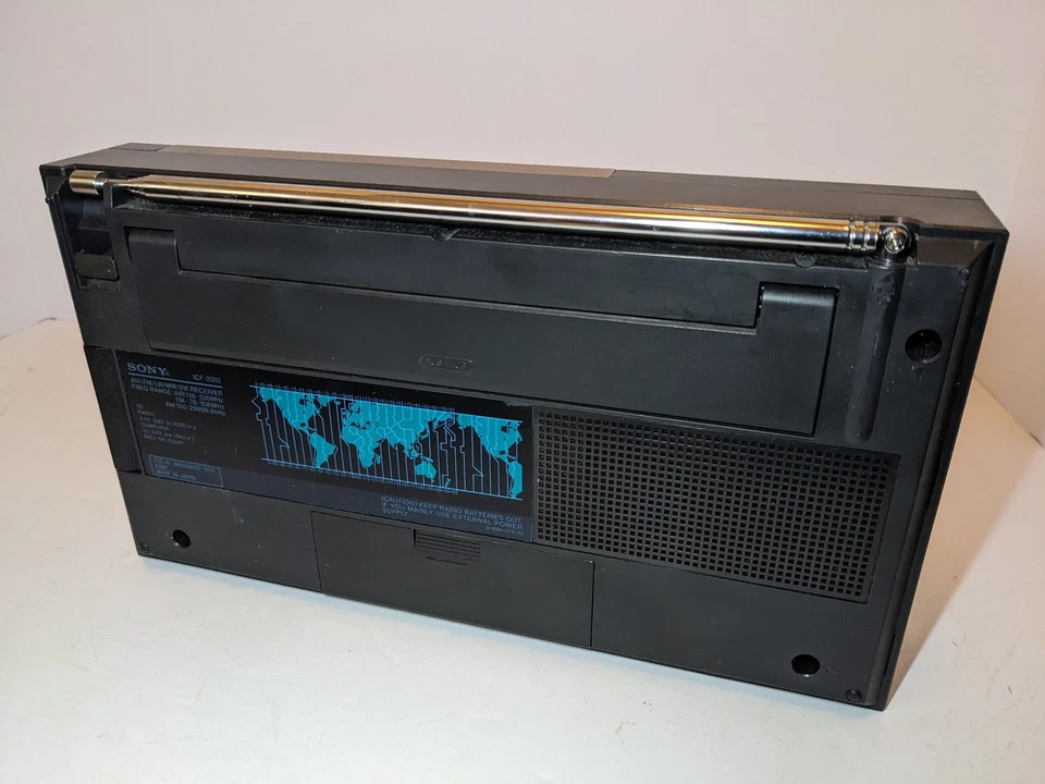 SONY ICF-2010 AIR/AM/FM/LW/SW WORLD BAND PLL SYNTHESIZER RECEIVER - WORKS! - image 3 of 4