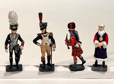 Four miniature painted lead figures - 2 Military Men, Bag Piper and King