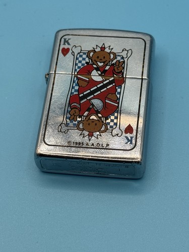 ZIPPO - Grateful Dead Dancing Bear King of Hearts A.A.D.L.P. 1995