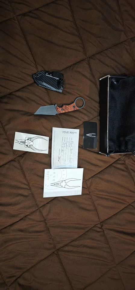 Cuchillo de hoja fija Dagr & Nott Ringed Tonto Crimson Out Full Tang Foto 3 de 4