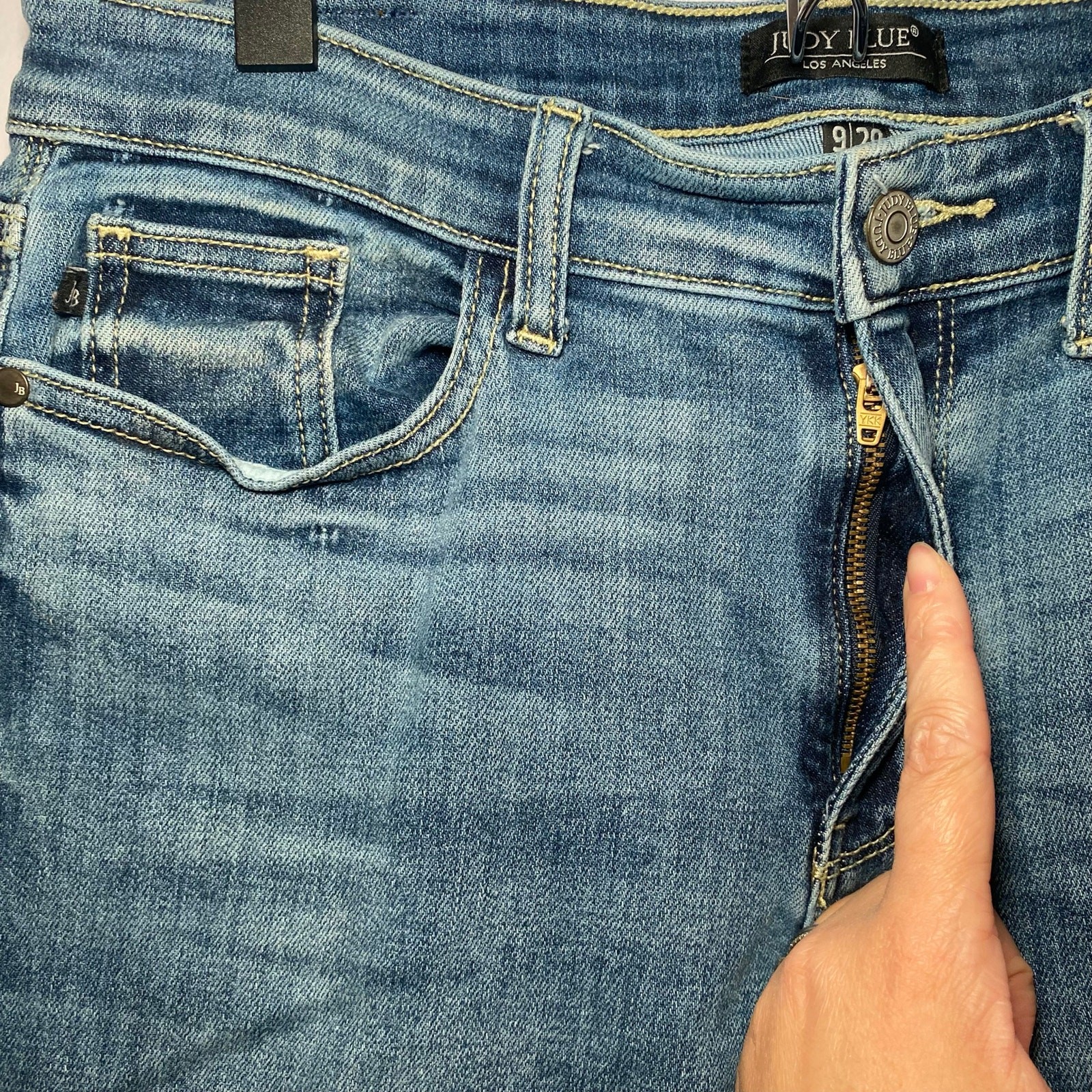 Judy Blue Boyfriend Fit Medium Wash Jeans Straight Leg Stretchy Women size 9 /29