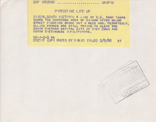 RIKIO IMAJO * U.S. ARMY TANKS in SAIGON * VIETNAM WAR * VINTAGE 1968 photo - Foto 2 di 2