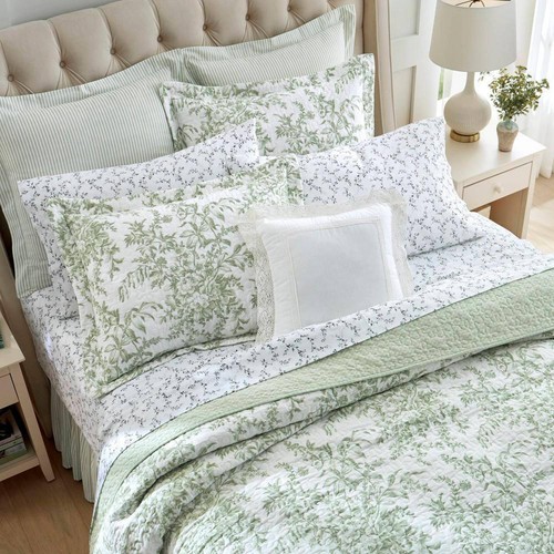 Laura Ashley Quilt Set 3-PCS King Green/White Toile Soft Cotton 136-Thread Count - Picture 2 of 7