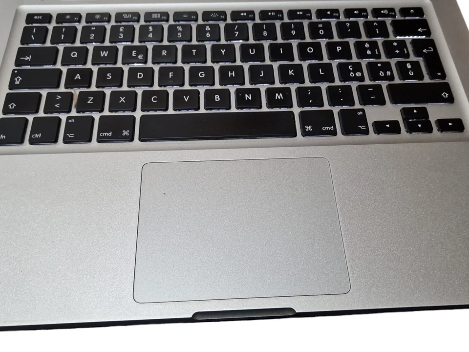 Apple MacBook Pro 13", Intel Core i5, 2.4GHz, 2012, 500GB HDD, 4GB RAM, A1278 - Image 2 of 4