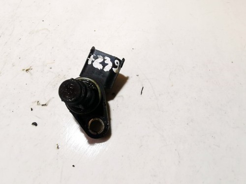 Hyundai i30 2012 Camshaft position sensor 393002a000, 9024040002 #1422493-12