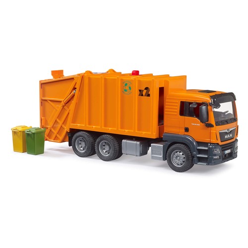 Bruder - 1:16 MAN TGS Rear Loading Garbage Truck Orange - Picture 6 of 6