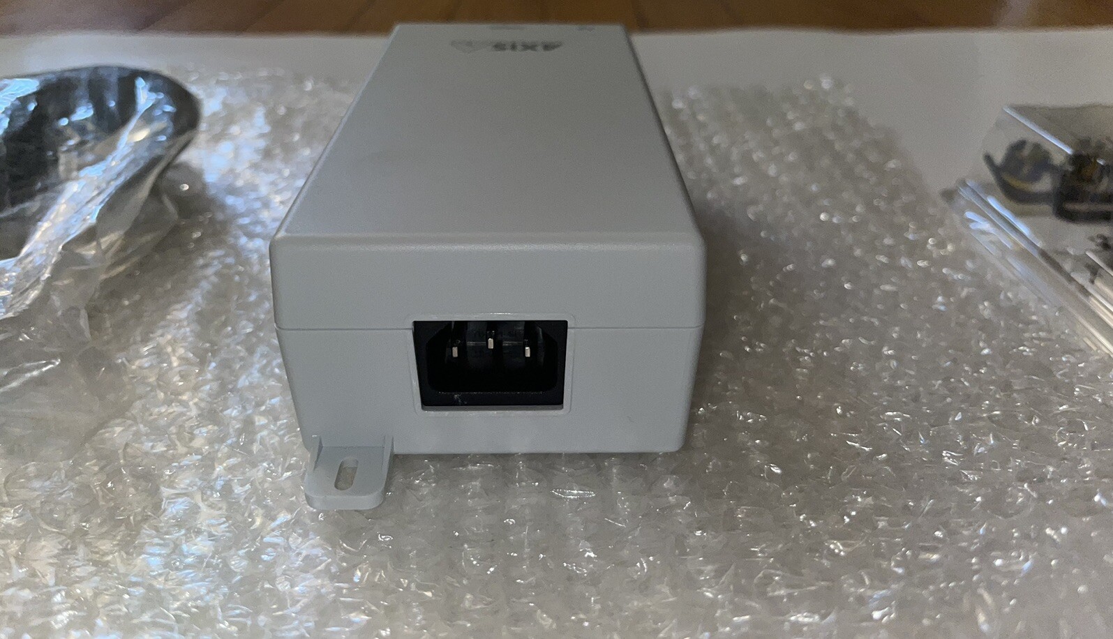 AXIS COMMUNICATION T8154 60W SFP MIDSPAN 5901-001-01 POE60S-1BT 56V NEW