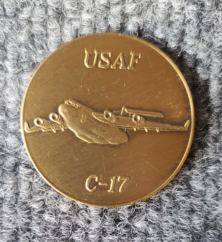 C-17 GLOBEMASTER CHALLENGE COIN USAF AIR FORCE SYSTEM PROGRAM OFFICE SPO BOEING - Picture 2 of 9