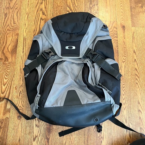 Vintage Y2k Oakley Tactical Software Hiking City Gorpcore Backpack