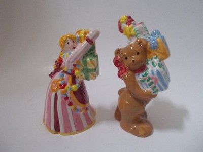 NIKKO Ceramics Girl & Bear w/ Presents CHRISTMAS Salt & Pepper Shakers Tableware