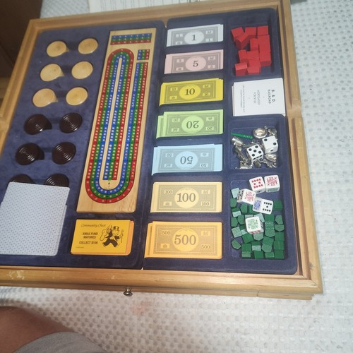 VINTAGE PARKER BROS 6 IN ONE GIOCO SCATOLA DI LEGNO MONOPOLY SCUSATE SET - Foto 6 di 14