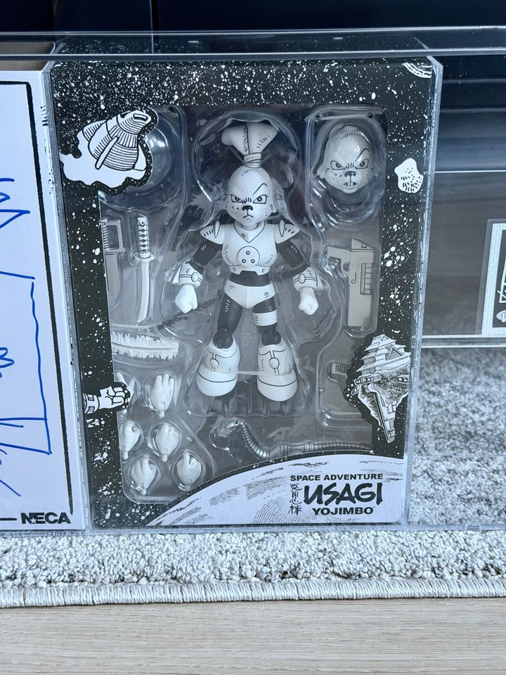 NECA SPACE USAGI YOJIMBO 212/250 BOCETO FIRMADO Caja Edición Dogu Stan Sakai Foto 3 de 4