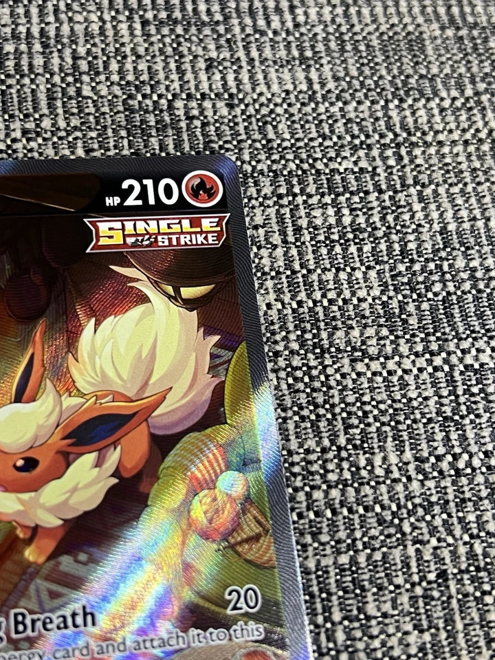 Flareon V SWSH179 SWSH: Sword & Shield Promo Cards Holo - Image 2 of 4