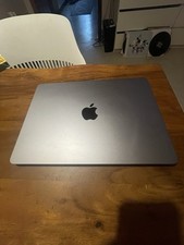 Apple MacBook Air 13,6" M3 (2024) – 256 GB – sehr guter Zustand