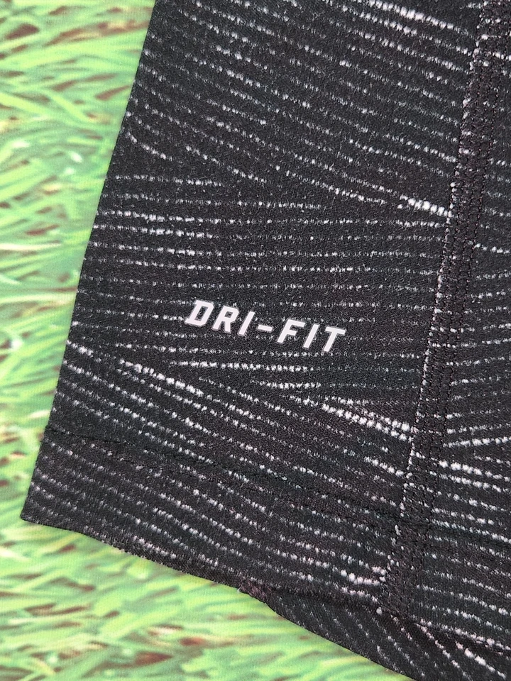 Camisa NIKE Running Miler Para Mujer Talla M Negra Dri-Fit Atlética Correr Gimnasio Foto 4 de 4