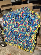 Handmade Fleece Tie Knot Throw Blanket Paw And Bone Print