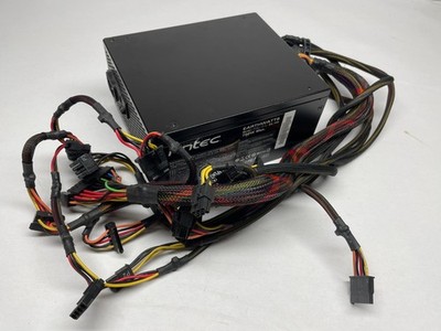 Antec Earthwatts EA-750 750W Desktop Netzteil PCIE 6pin x2 CPU 4pin x2