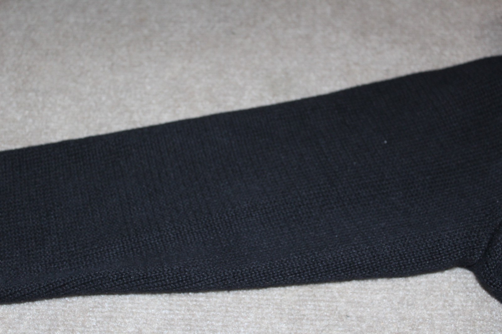 Basic Editions Holiday Sweater  Size Medium  Butt… - image 15