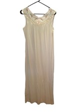 vintage nightgown size medium