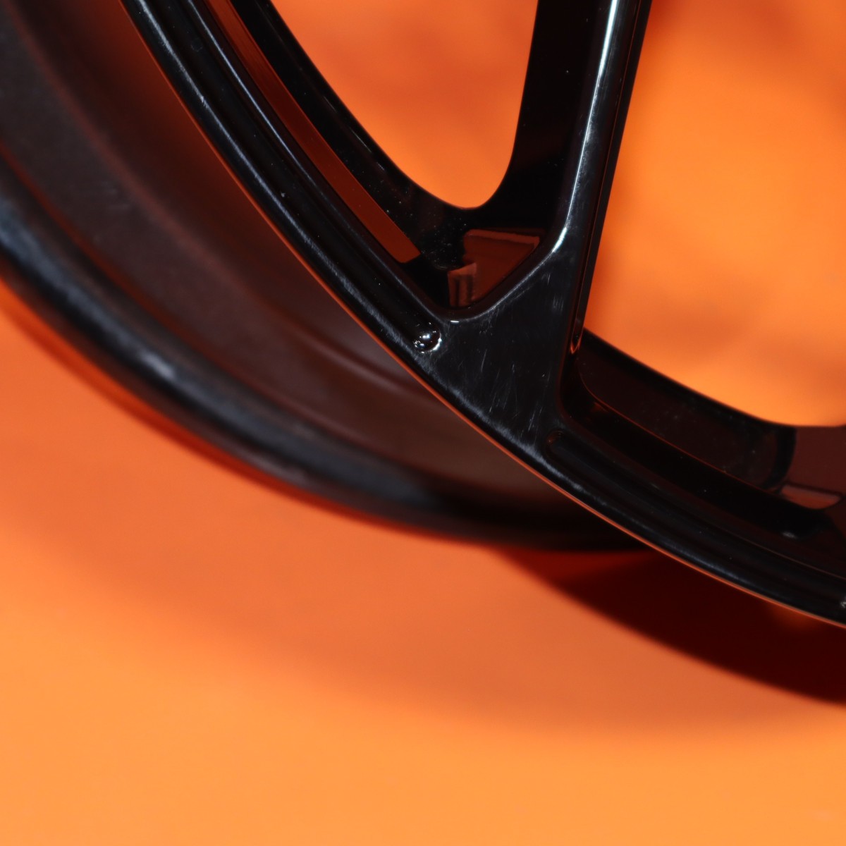 Lamborghini Revuelto SV 2024-2027 Front Wheel P/N 47B601017