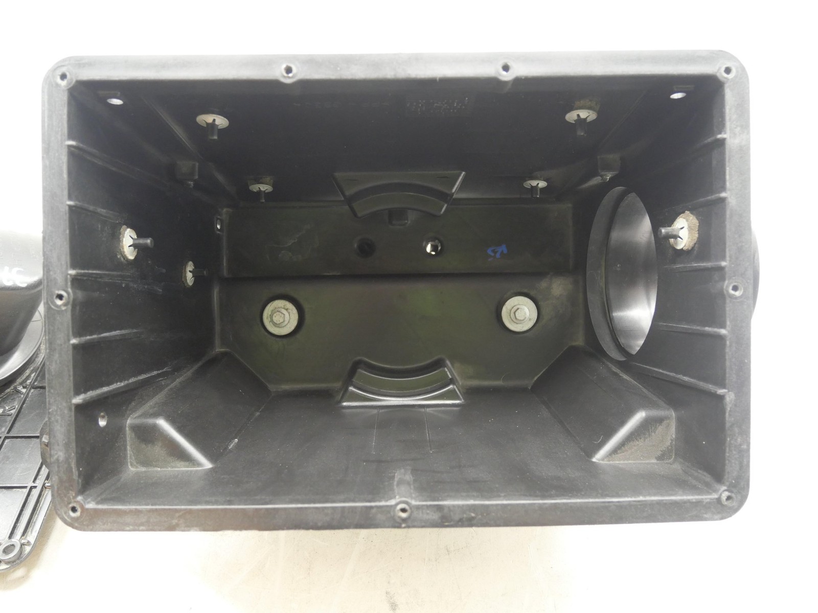 Used Driver Left Air Intake Cleaner Filter Box MAF LH 2016-2021 McLaren 570S OEM