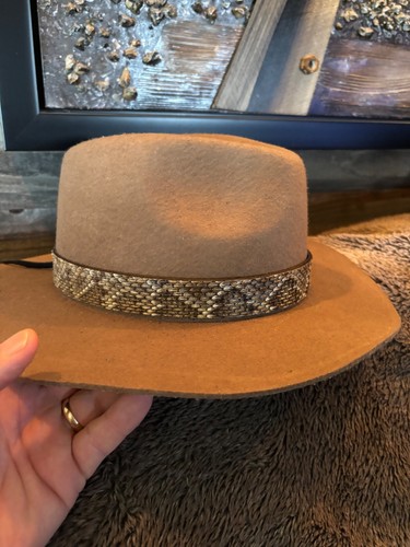 RATTLESNAKE skin hat band adjustable and rattlesnake bone Western cowboy cowgirl - Picture 3 of 5