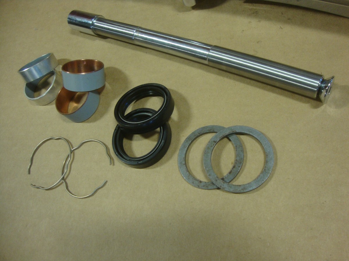 ブルドッグ　0206 Big Dog Motorcycles OEM CHROME front FORK SLIDERS 2004-11 K