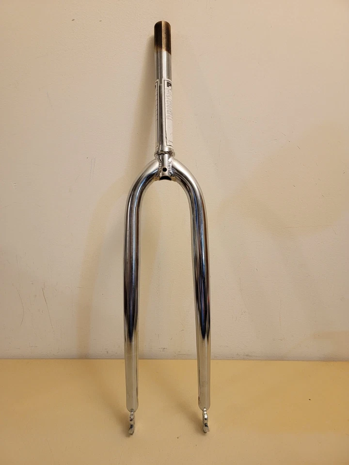 Pyramid 26" Mountain Bike Fork...#27478...22.2mm..Chrome...1" Threaded...Bicycle - Image 2 of 4
