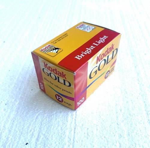 Kodak Gold 100 - 1 Sealed Unit - 35mm 12 Exposures Expired New in Box ~ - Picture 2 of 12
