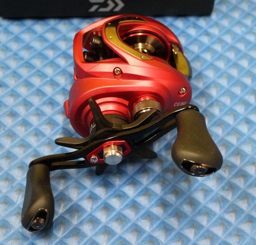 Daiwa Baitcast Carbon Graphite Frame Casting Reels CG80H CHOOSE YOUR MODEL! - Picture 13 of 14
