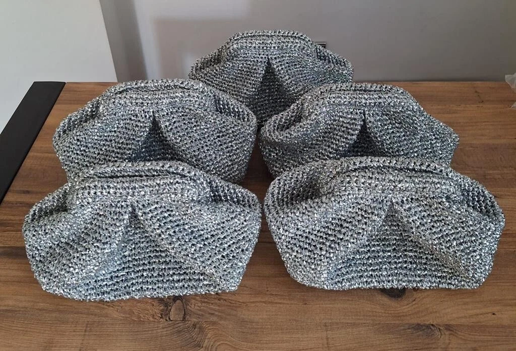 Embrayage Raffia argent métallique