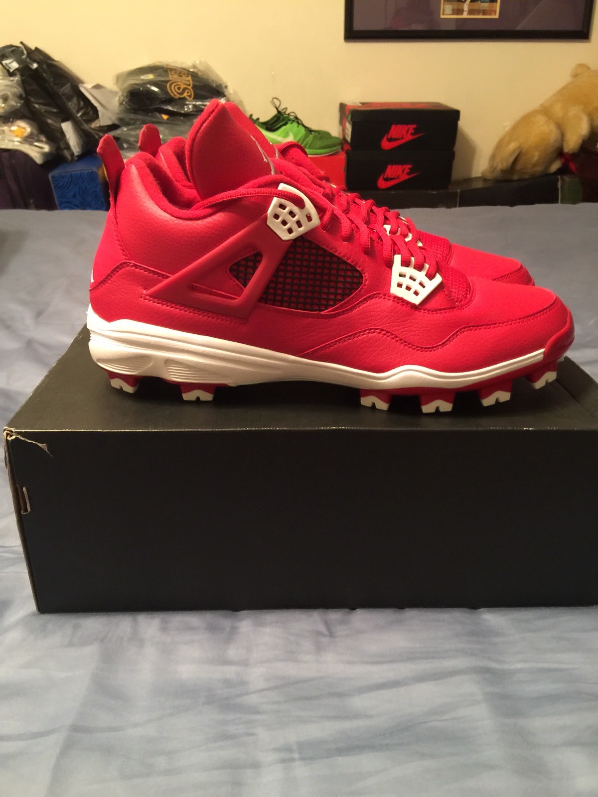 Nike Air Jordan Retro IV Gym Red Baseball Cleats sz 13 LIMITED SOLD OUT Nike Air Jordan Retro IV Gym Red Baseball Cleats sz 13 LIMITED SOLD OUT