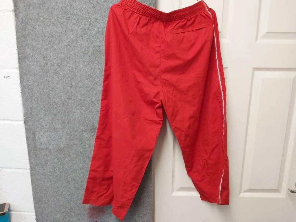 Russelll Athletic Medium Waist 30-32 Inches Mens Red White Striped Sports Shorts - Image 4 of 4