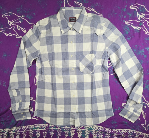 UNTUCKIT Women's Long Sleeve Shirt Button Down Volnay Cotton Tencel 2 NWOT - Picture 1 of 7