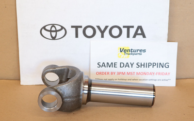 2007-2015 Toyota Tacoma 2WD Rear Driveline Transmission Slip Yoke