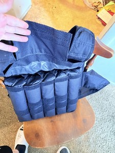 RUNMAX Black Weighted Vest Adjustable Straps Removable Weights Gym Running