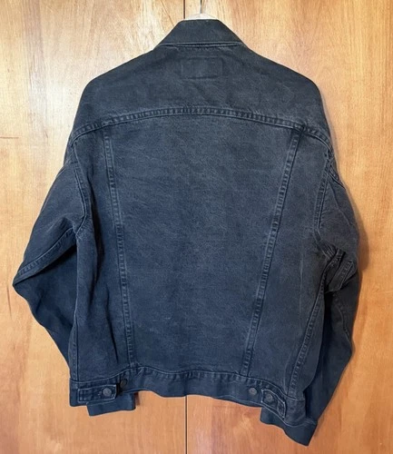 Vintage 70s 80s Levis Black Denim Trucker Jacket Size Med Made in USA image 2
