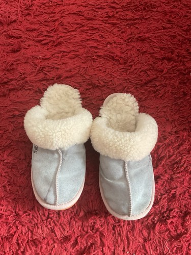UGG Australia Damen Hausschuhe Größe 5