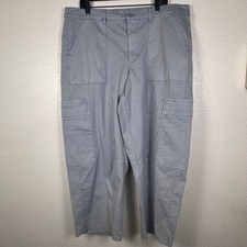 Universal Thread Womens Cargo Pants Light Blue Straight Leg Cropped