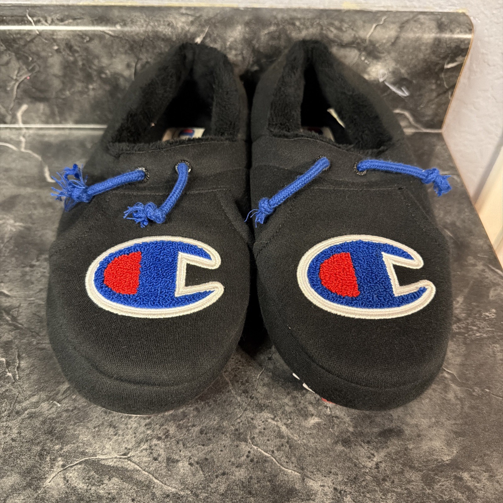 Black/blue/red Men's Size 9m