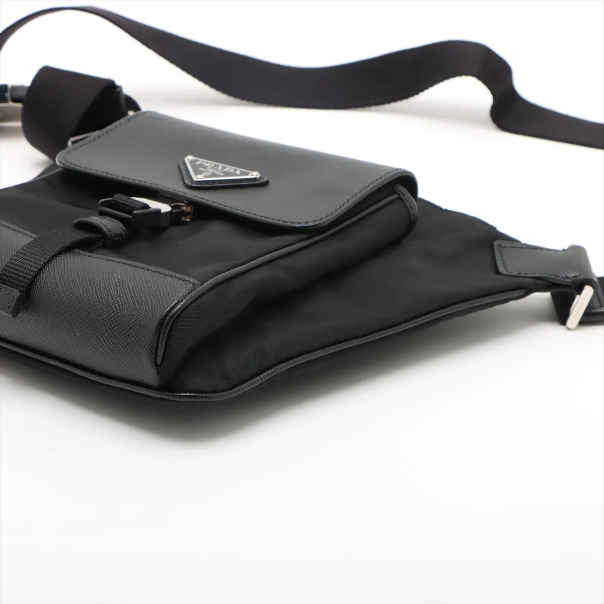 Prada Saffiano x test nylon x leather Waist Bag Black thumbnail 3