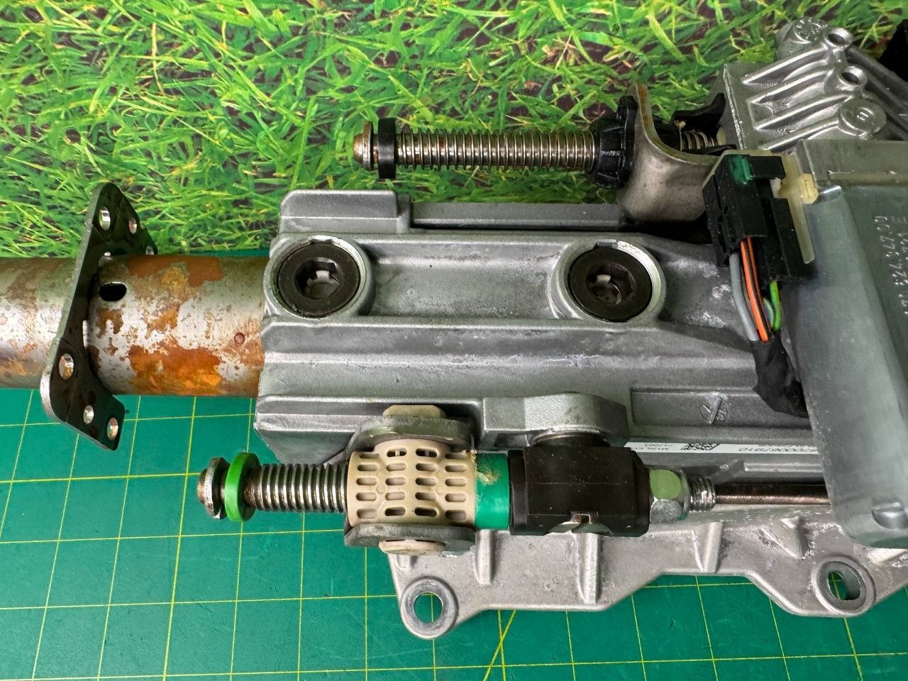 14-17 MASERATI GHIBLI POWER STEERING COLUMN SHAFT & MOTOR OEM