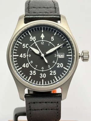 Handmade Pike Watches Hamburg Aviator Pro Titan Pilot Watch B, 39 mm, PT5000