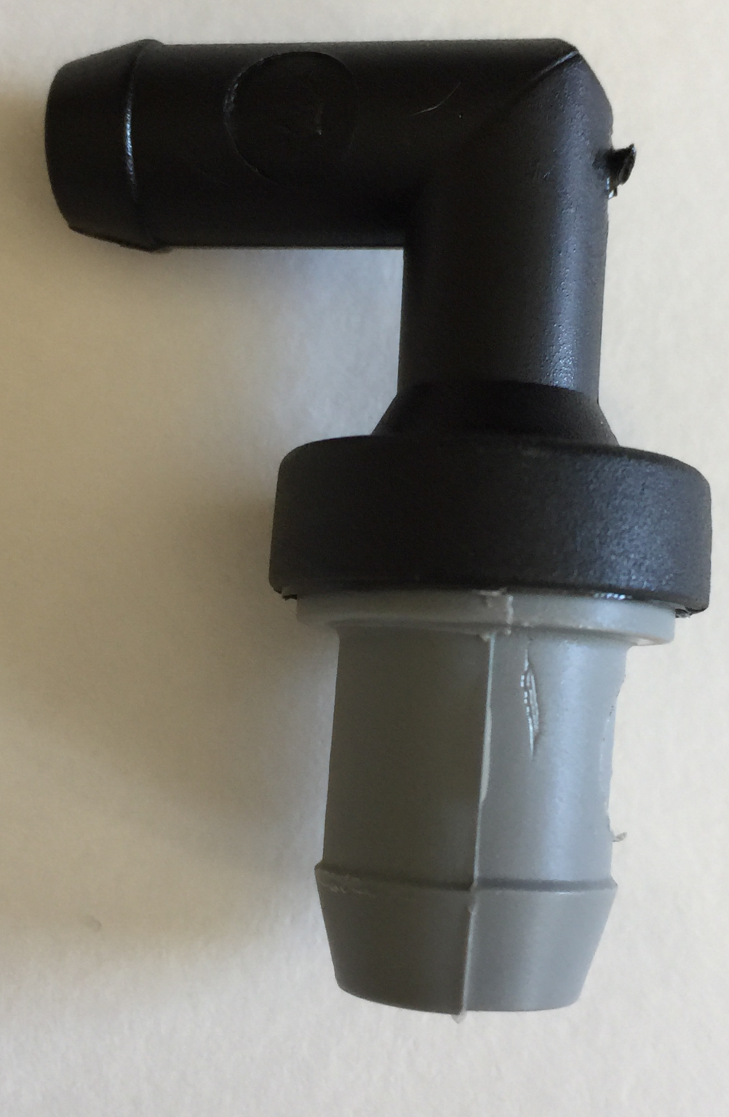 PCV Valve and Grommet 2 pcs fits Toyota Highlander 2001 1220420010